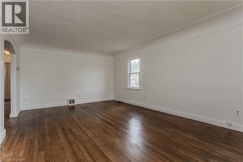 456 East 42nd Street, Hamilton, Ontario  L8T 3B3 - Photo 5 - 40844791