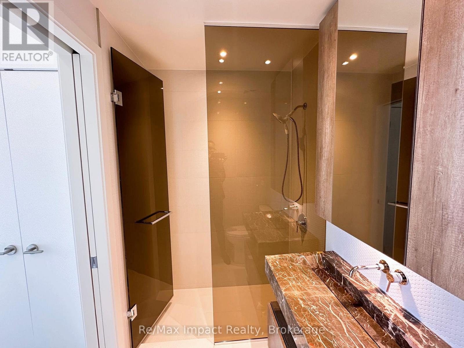 4602 - 11 Yorkville Avenue, Toronto, Ontario  M4W 1L2 - Photo 17 - C13519600