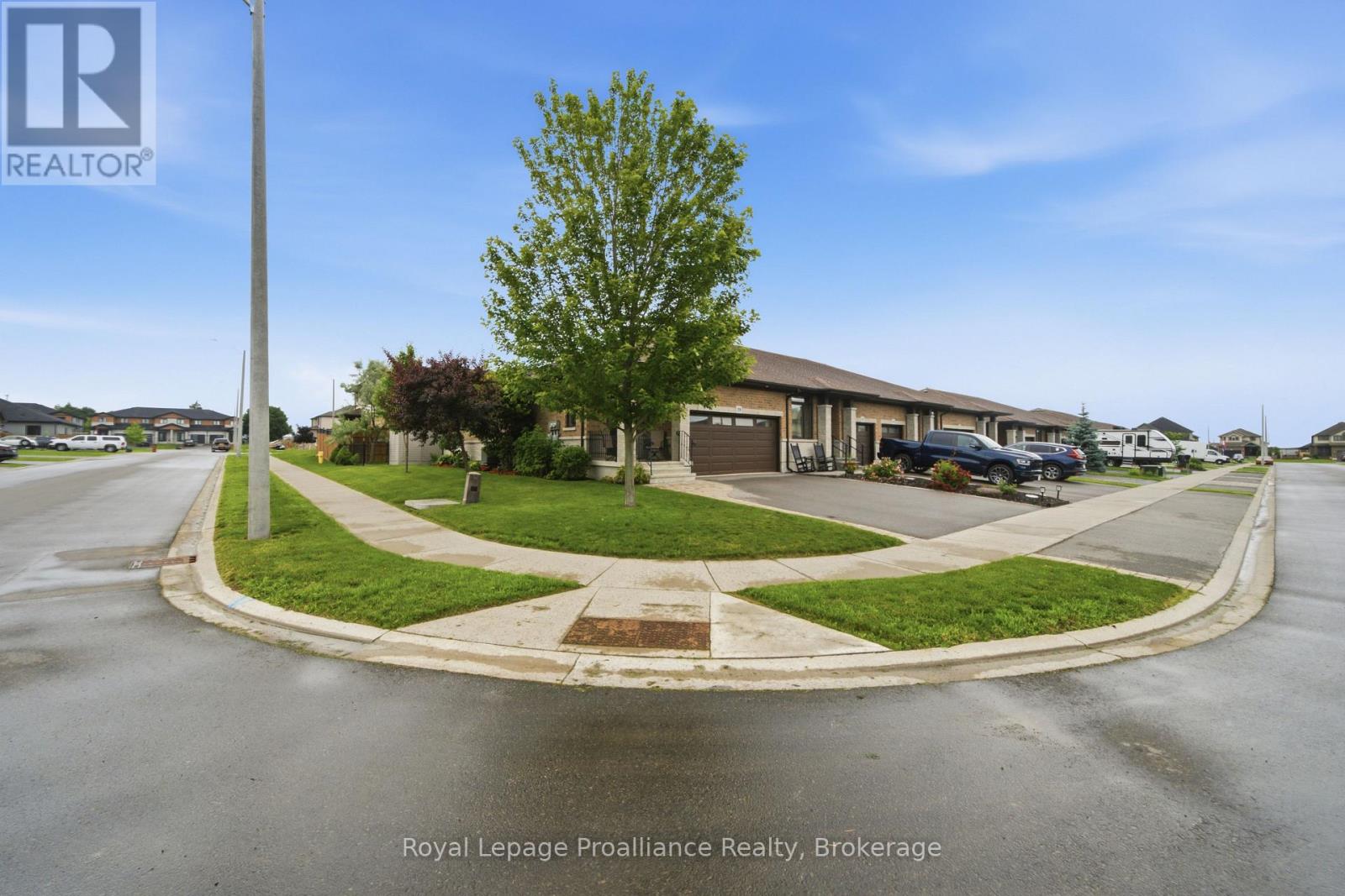 39 Cypress Drive, Belleville, Ontario  K8N 0J5 - Photo 2 - X13519878