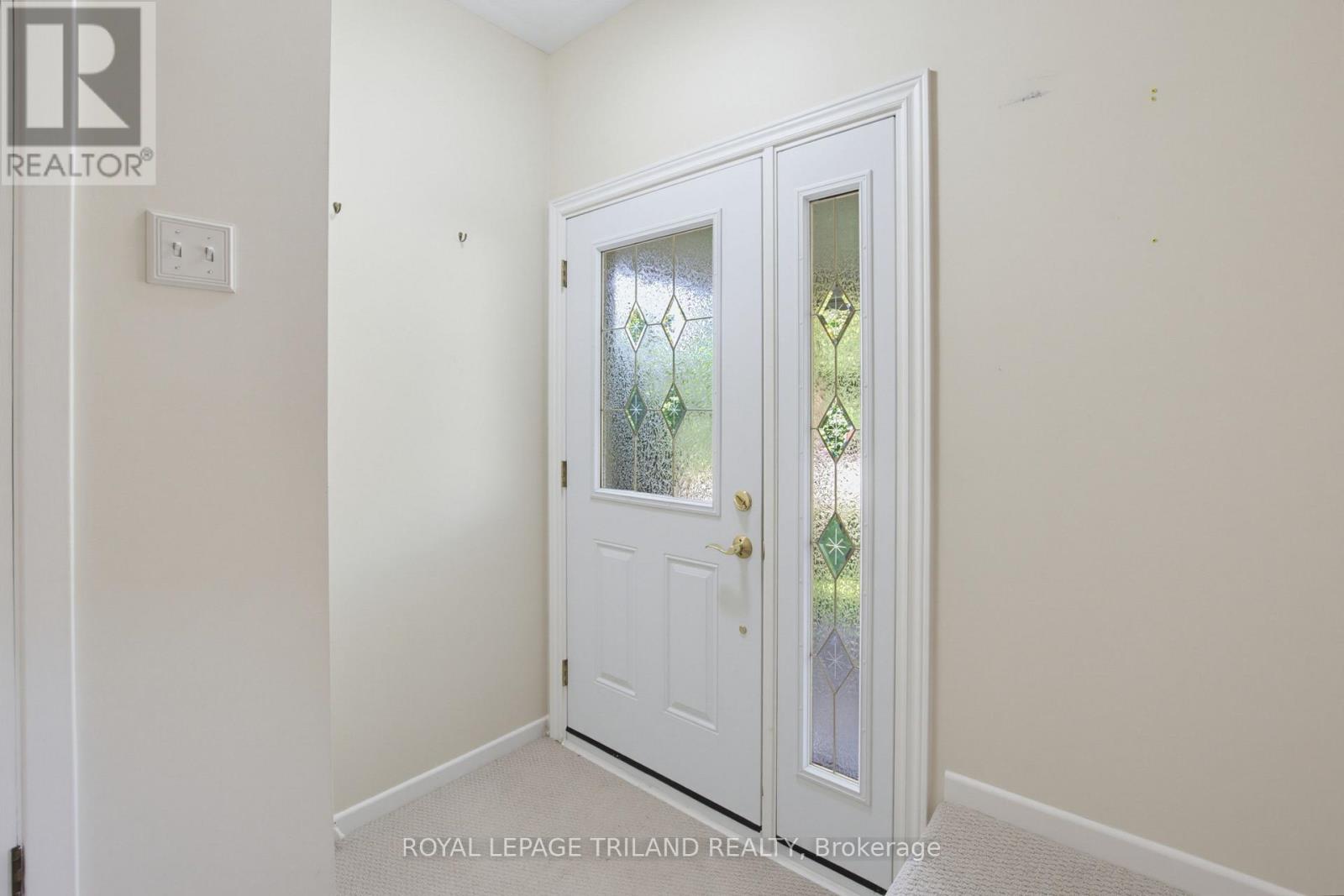 115 Champlain Crescent, London East, Ontario  N5V 1H2 - Photo 2 - X13519592