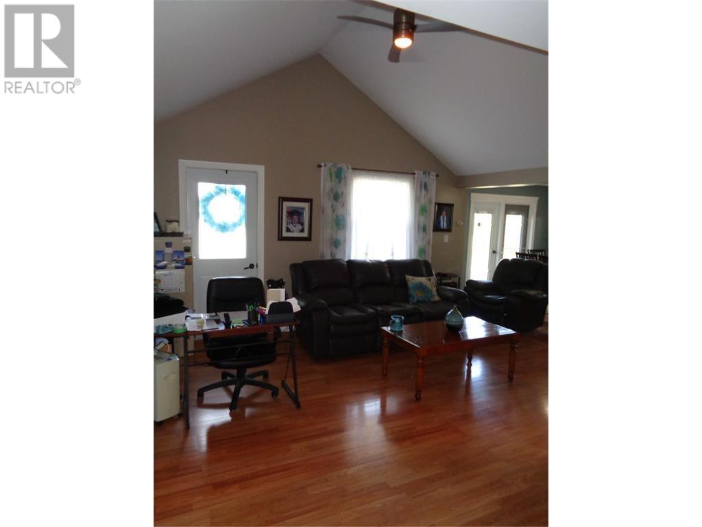 Photo 22
