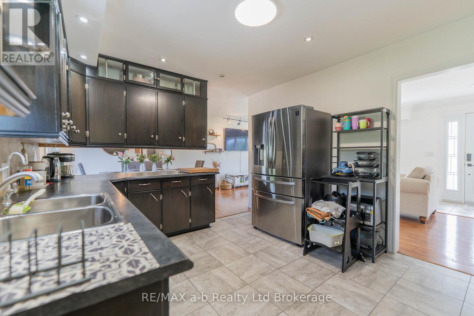 56229 Talbot Line, Bayham, Ontario N4G 4G8 - Photo 8 - X13519706