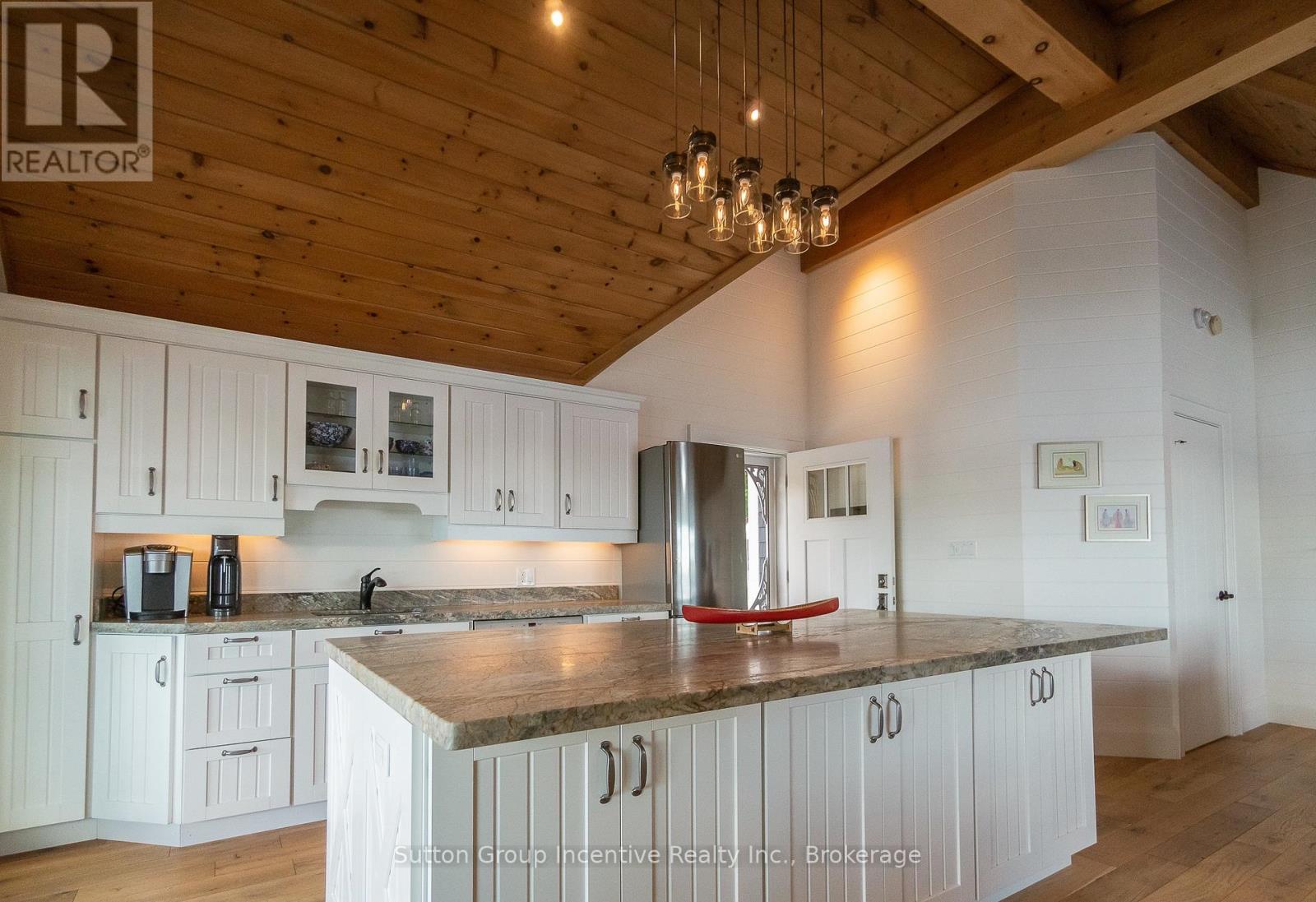 12 Ouno Island, Muskoka Lakes, Ontario  P0B 1J0 - Photo 12 - X12382101