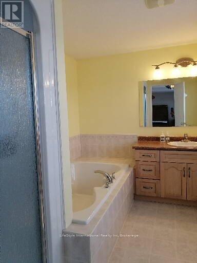 Main Unit - 22 Clairfields Drive W, Guelph, Ontario  N1G 5H5 - Photo 19 - X13519662