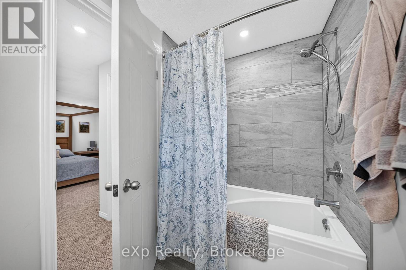 27 Parker Place, Guelph, Ontario  N1E 7A7 - Photo 21 - X13519682