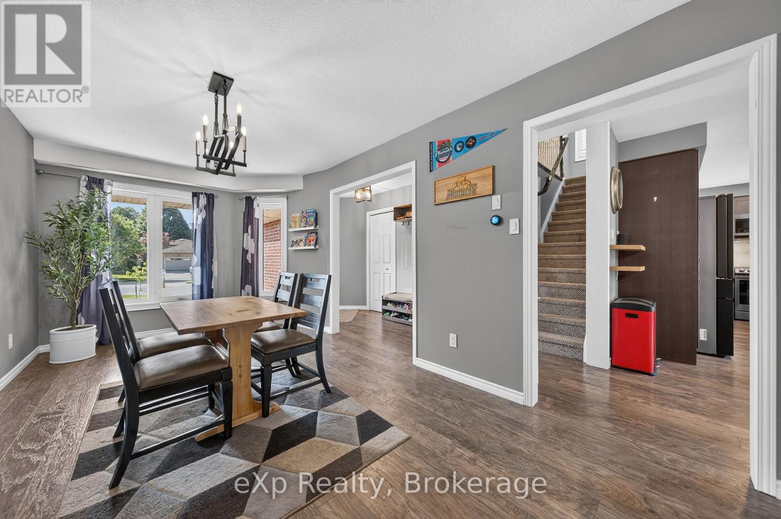 27 Parker Place, Guelph, Ontario  N1E 7A7 - Photo 6 - X13519682