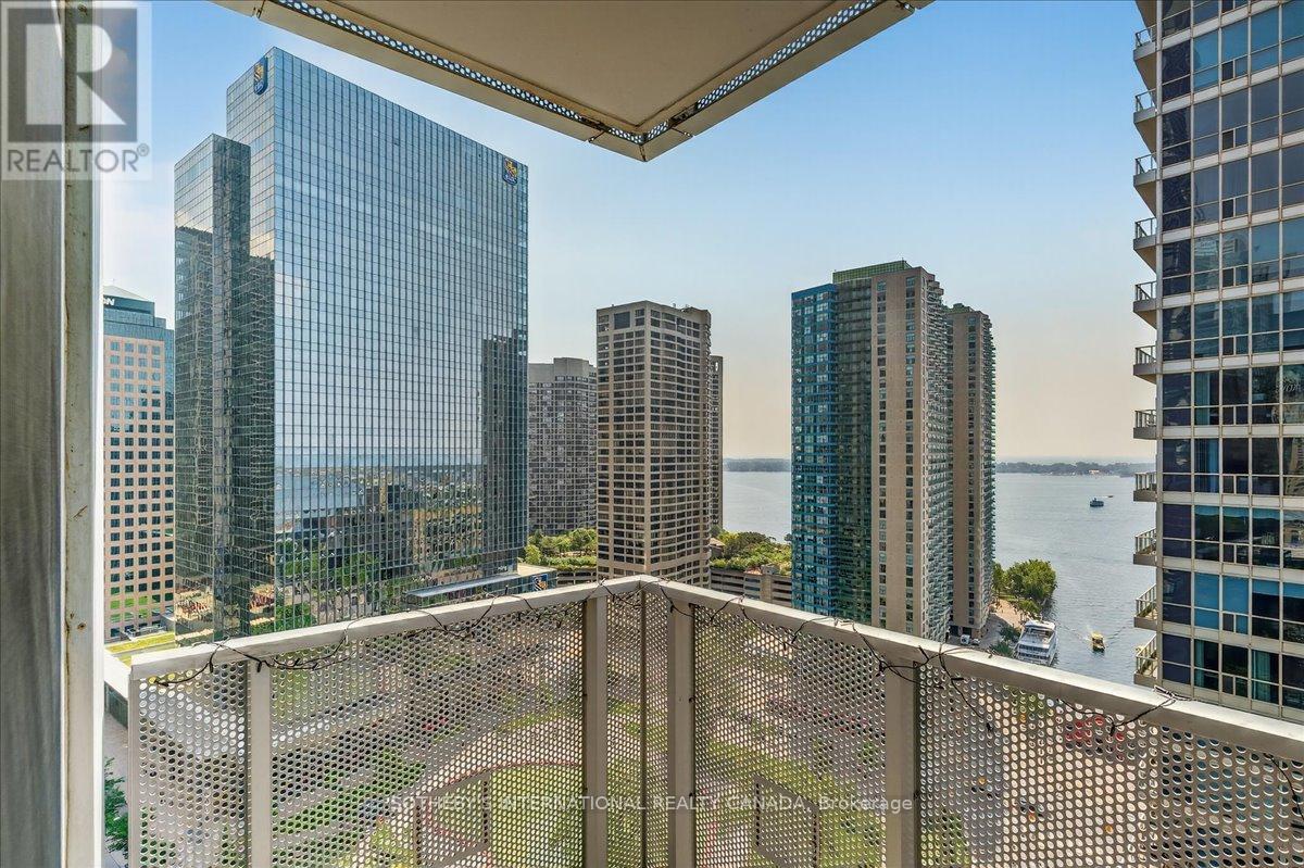 2105 - 10 York Street, Toronto, Ontario  M5J 2Z2 - Photo 7 - C13519876