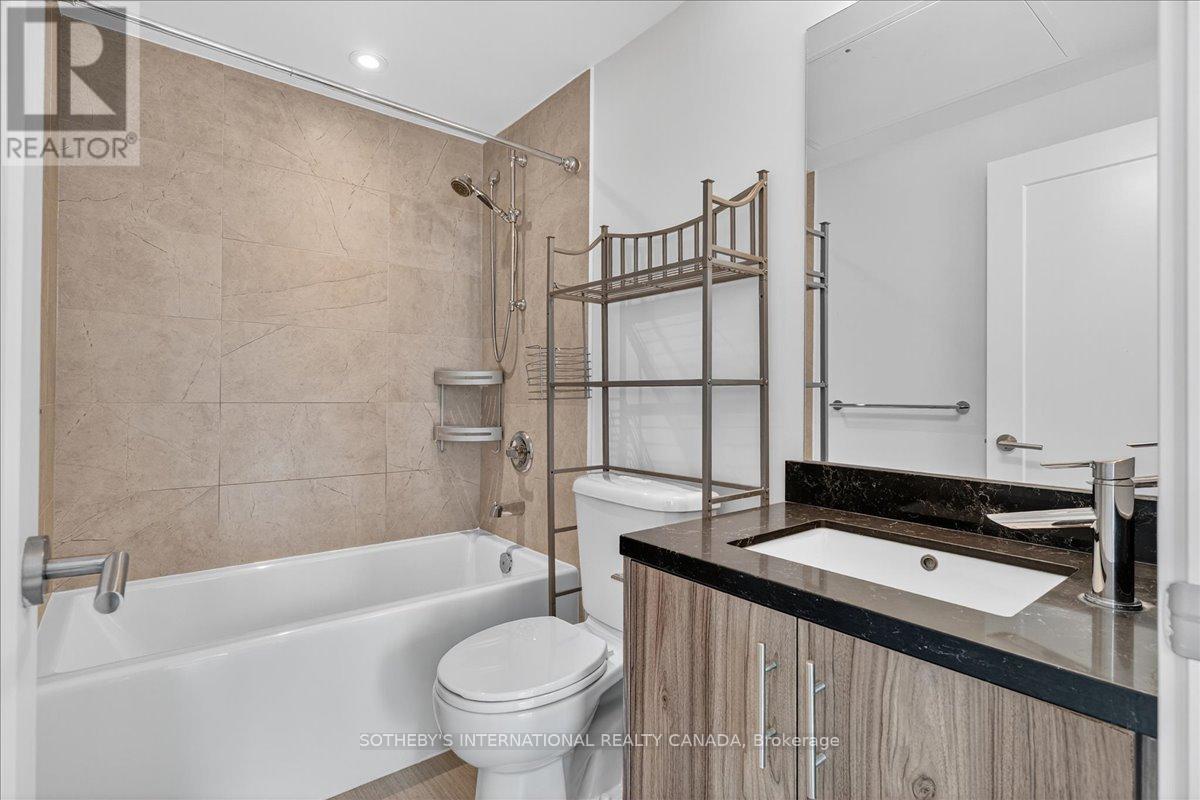 2105 - 10 York Street, Toronto, Ontario  M5J 2Z2 - Photo 9 - C13519876