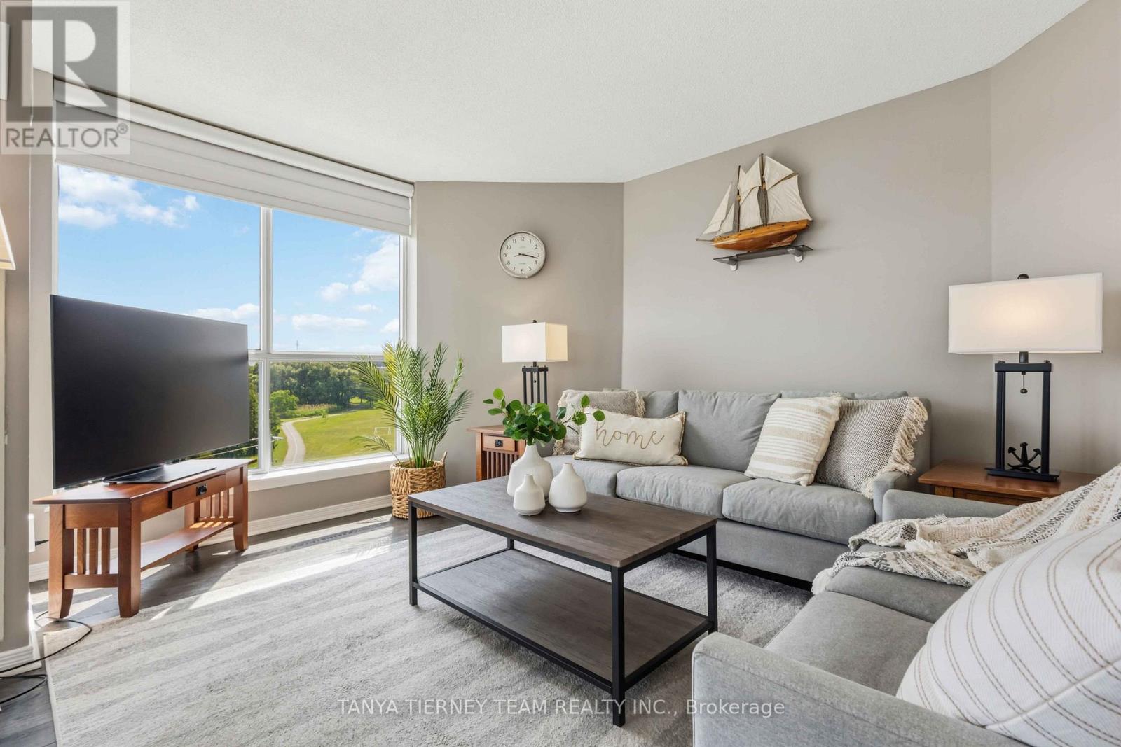 510 - 340 Watson Street W, Whitby, Ontario  L1N 9G1 - Photo 11 - E13519622