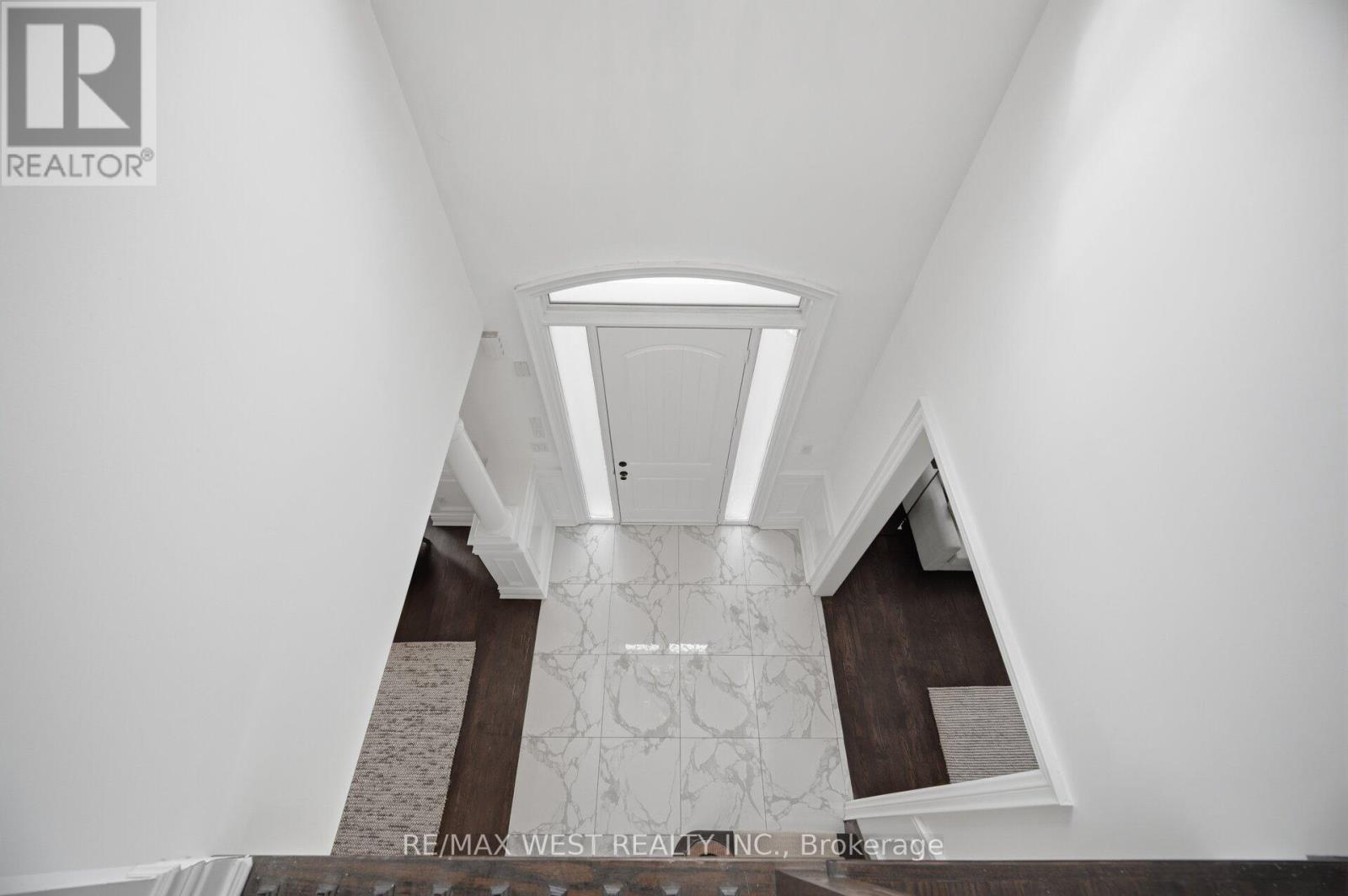 92 Glengordon Crescent, Markham, Ontario  L6C 0K1 - Photo 13 - N13519788