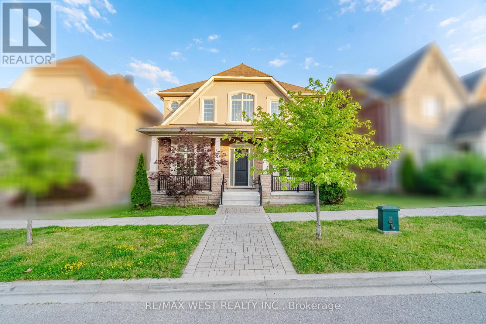 92 Glengordon Crescent, Markham, Ontario  L6C 0K1 - Photo 3 - N13519788