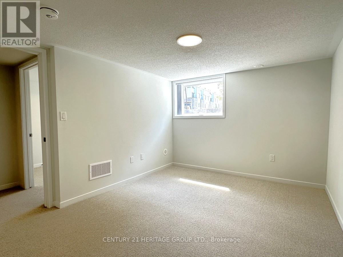 Th243 - 121 Honeycrisp Crescent, Vaughan, Ontario  L4K 0N7 - Photo 18 - N13519792