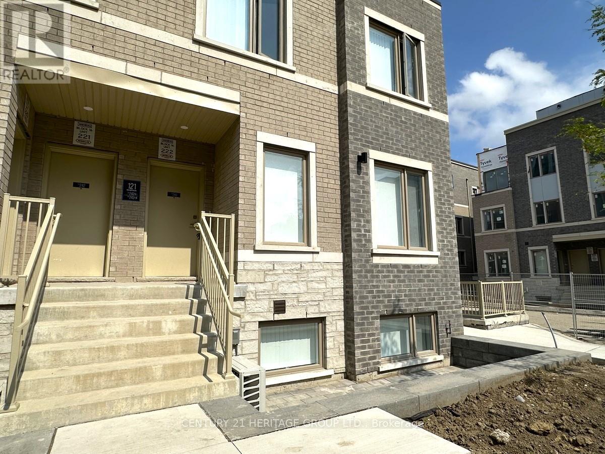 Th243 - 121 Honeycrisp Crescent, Vaughan, Ontario  L4K 0N7 - Photo 3 - N13519792