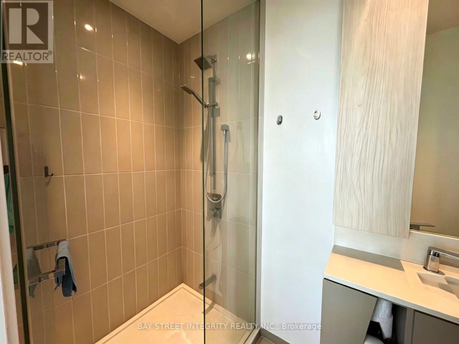 5503 - 3900 Confederation Parkway, Mississauga, Ontario  L5B 0M3 - Photo 13 - W13519608