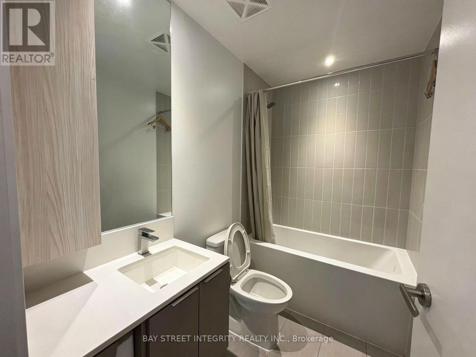 5503 - 3900 Confederation Parkway, Mississauga, Ontario  L5B 0M3 - Photo 16 - W13519608