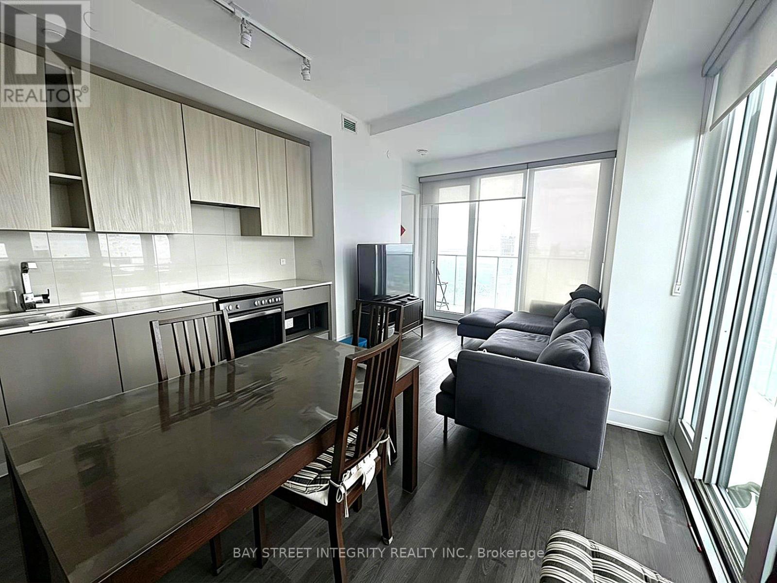 5503 - 3900 Confederation Parkway, Mississauga, Ontario  L5B 0M3 - Photo 5 - W13519608