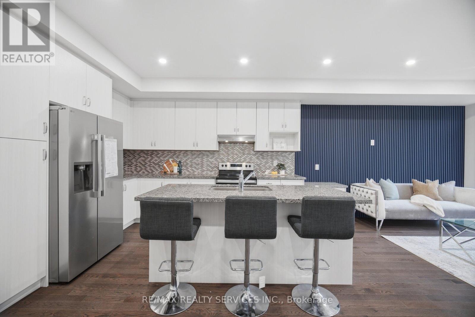 1426 Oakmont Common, Burlington, Ontario  L7P 0V8 - Photo 10 - W13519822