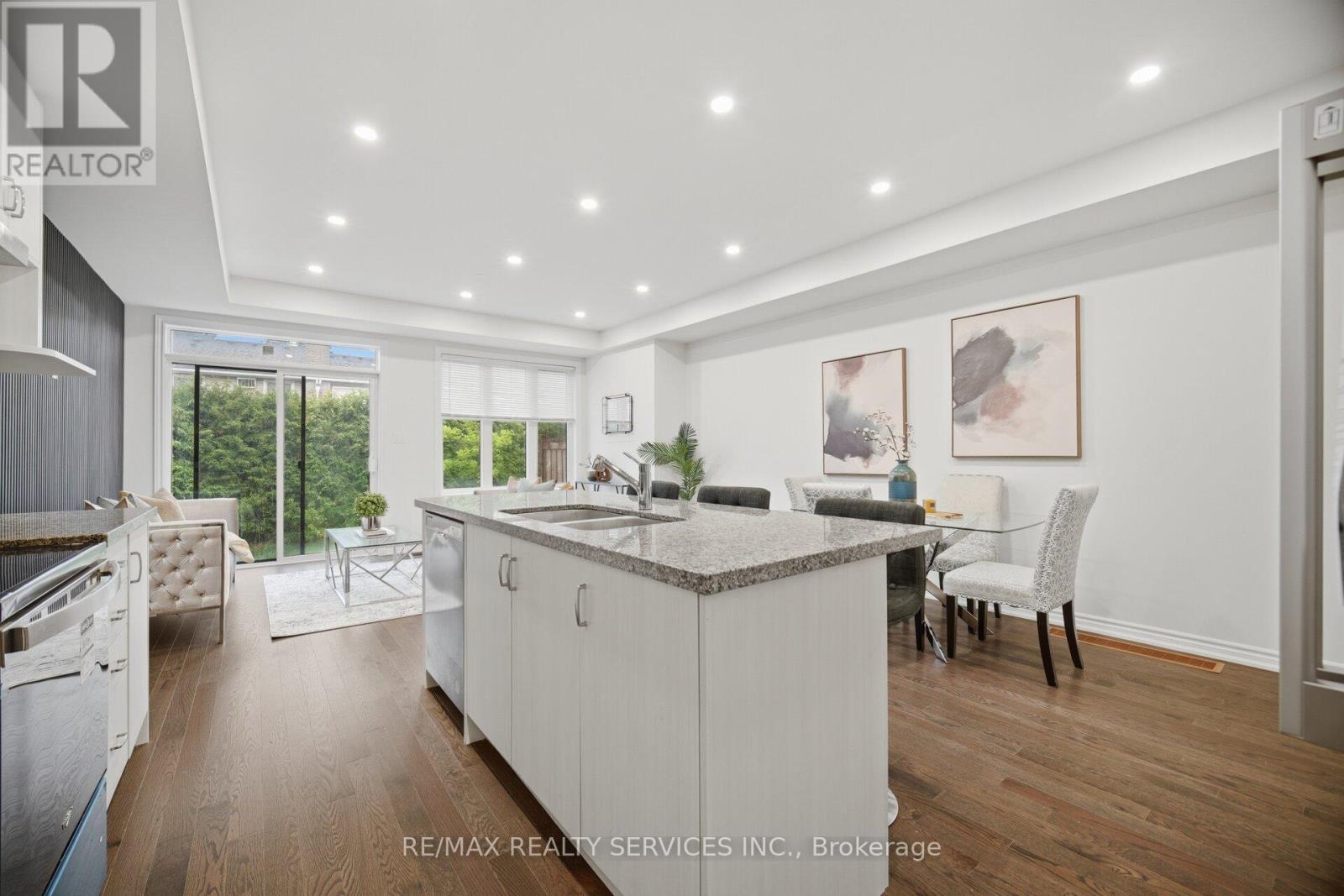 1426 Oakmont Common, Burlington, Ontario  L7P 0V8 - Photo 12 - W13519822