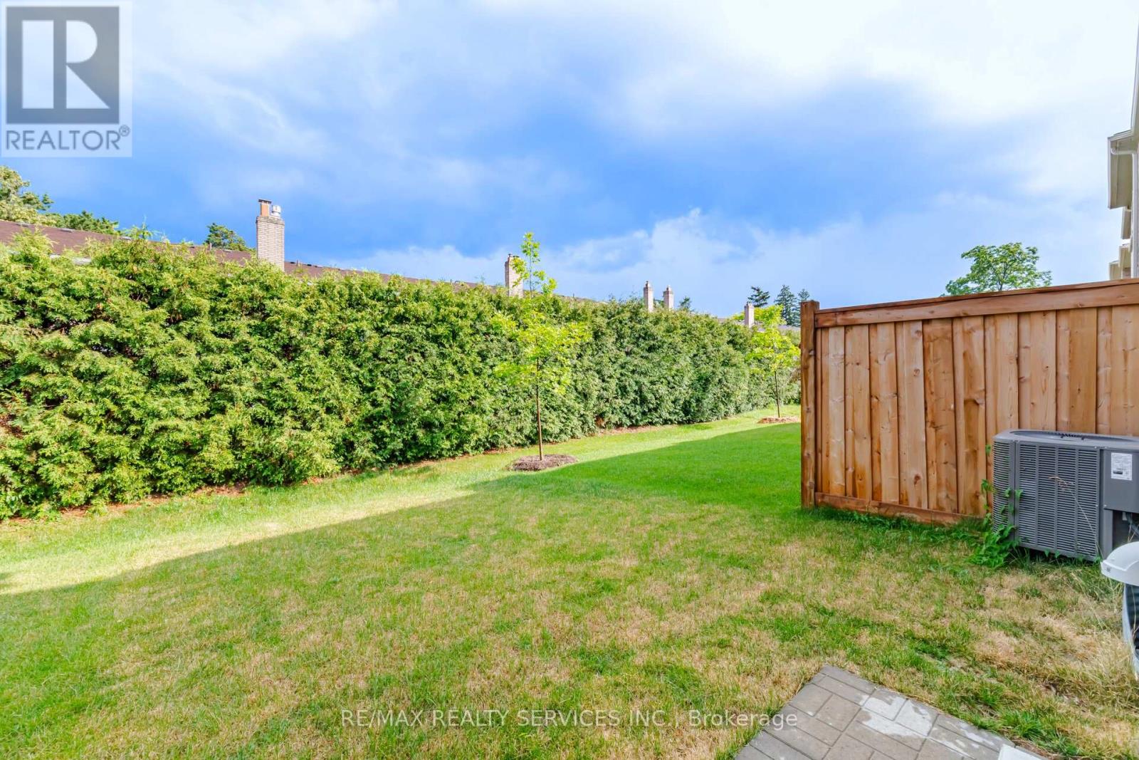 1426 Oakmont Common, Burlington, Ontario  L7P 0V8 - Photo 46 - W13519822