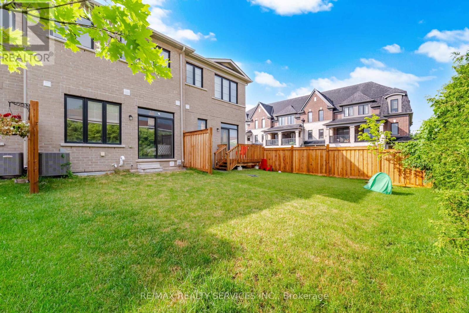 1426 Oakmont Common, Burlington, Ontario  L7P 0V8 - Photo 48 - W13519822