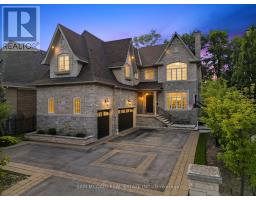 725 QUEENSWAY W, Mississauga, Ontario