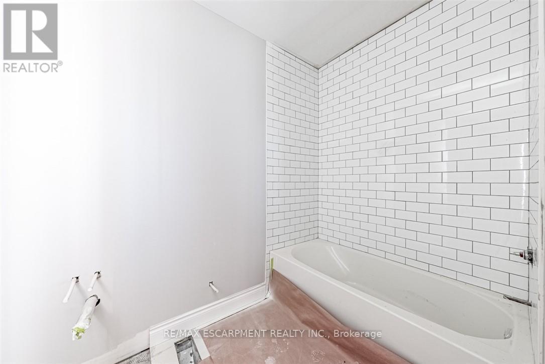 44 Cesar Place, Hamilton, Ontario  L9G 0G3 - Photo 34 - X13519784