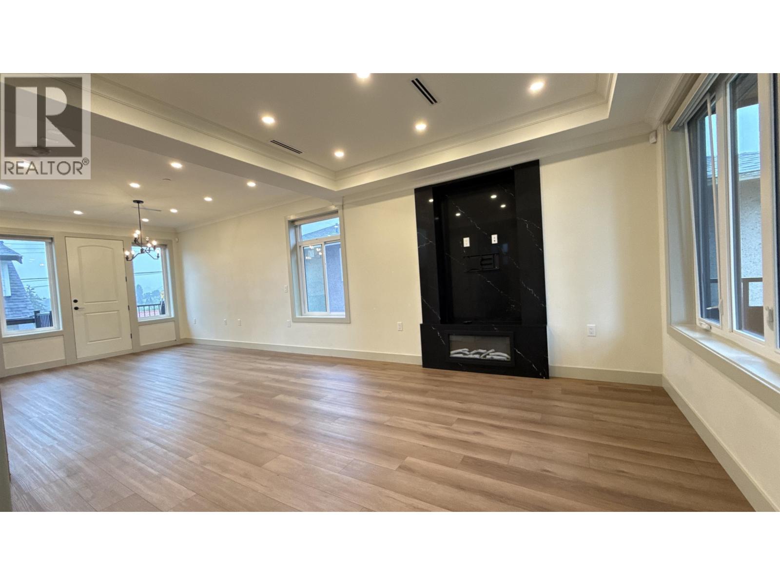 3179 E 16th Avenue, Vancouver, British Columbia  V5M 2M7 - Photo 3 - R3142245