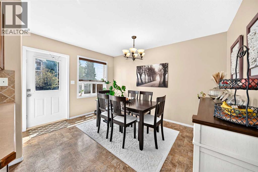 79 Lawford Avenue, Red Deer, Alberta  T4R 3N6 - Photo 11 - A2326085