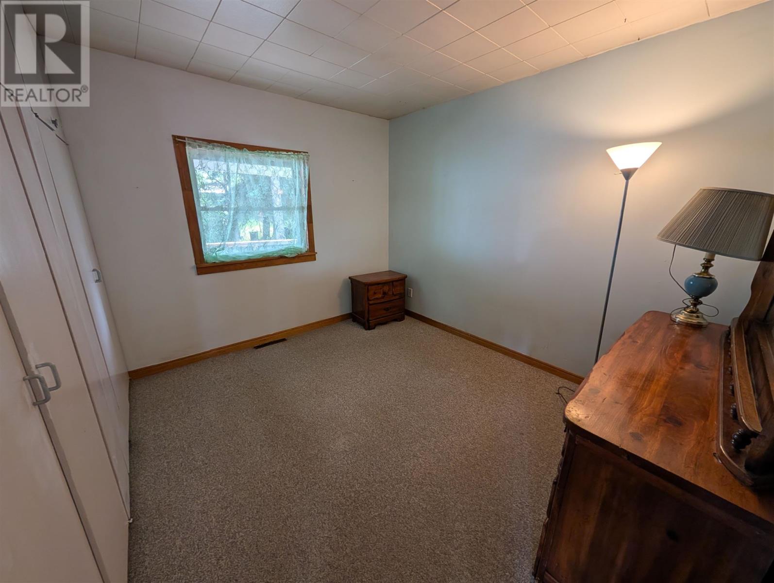 41 Queen St, Hawk Junction, Ontario  P0S 1G0 - Photo 14 - SM261703
