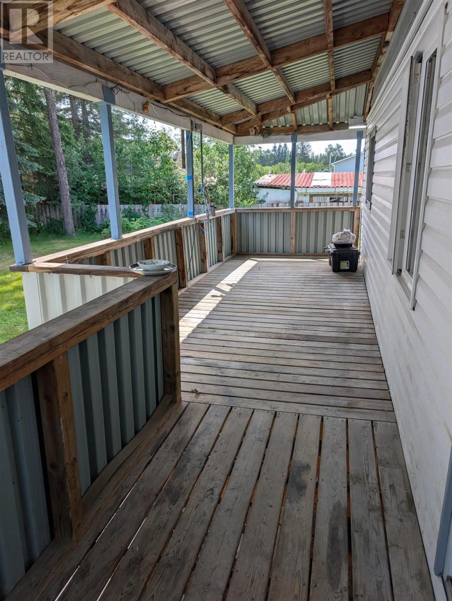 41 Queen St, Hawk Junction, Ontario  P0S 1G0 - Photo 6 - SM261703