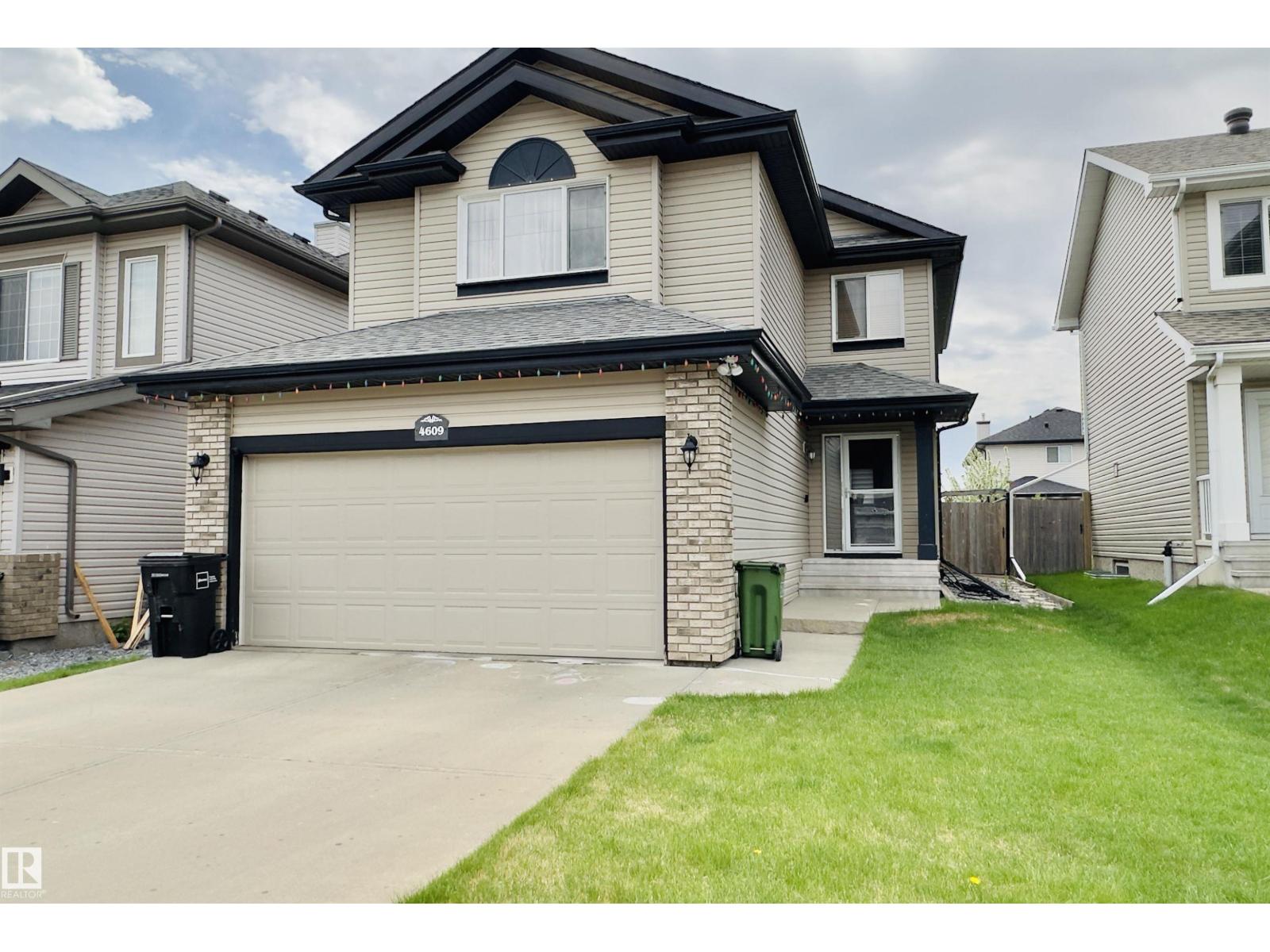 4609 163A AV NW NW, Edmonton, Alberta