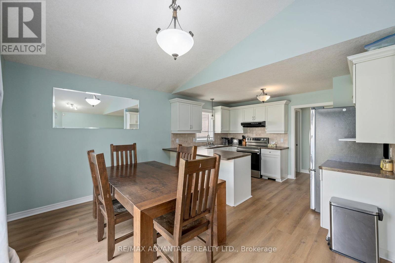 1489 Coronation Drive, London North, Ontario  N6G 5P6 - Photo 11 - X13519980