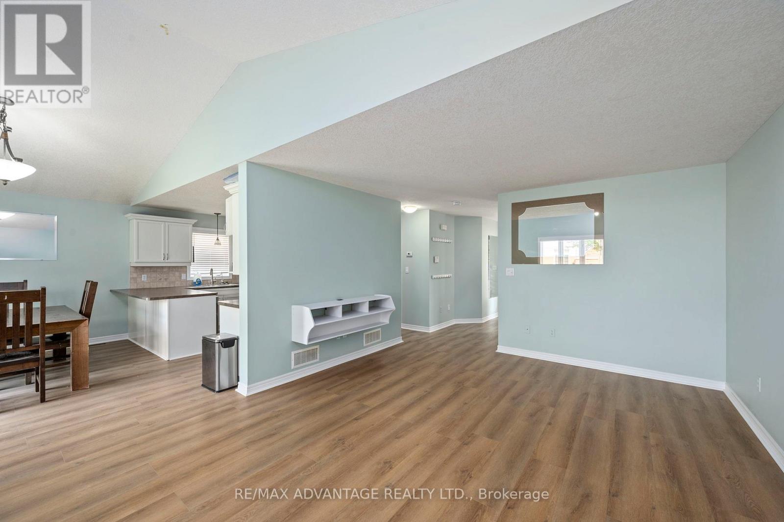 1489 Coronation Drive, London North, Ontario  N6G 5P6 - Photo 8 - X13519980