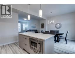 170 Celano Crescent Unit# 4, Kelowna, British Columbia  V1V 0B6 - Photo 6 - 10385616