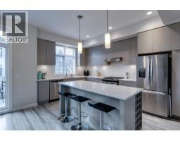 170 Celano Crescent Unit# 4, Kelowna, British Columbia  V1V 0B6 - Photo 5 - 10385616