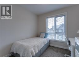 170 Celano Crescent Unit# 4, Kelowna, British Columbia  V1V 0B6 - Photo 32 - 10385616
