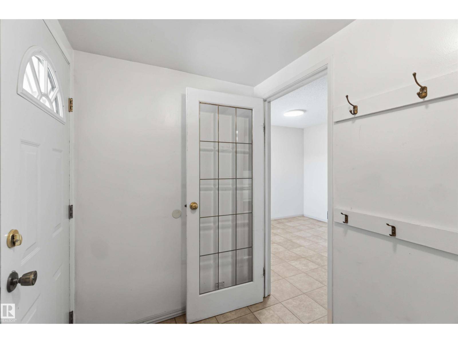 2716 136a Av NW, Edmonton, Alberta  T5A 4B6 - Photo 18 - E4496956