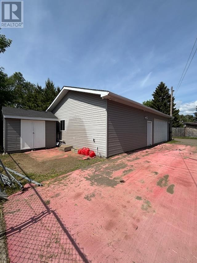 8 Ruttan St, Thunder Bay, Ontario  P7A 5C3 - Photo 38 - TB2601778