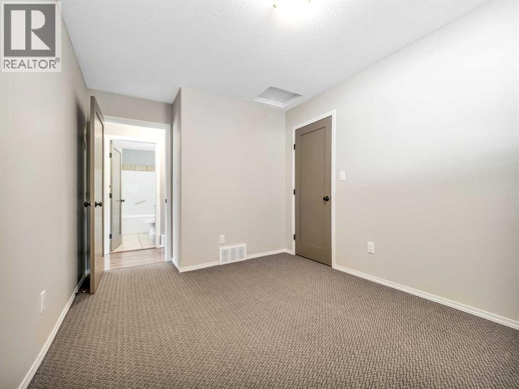 881 Kettles Street, Pincher Creek, Alberta  T0K 1W0 - Photo 16 - A2324104