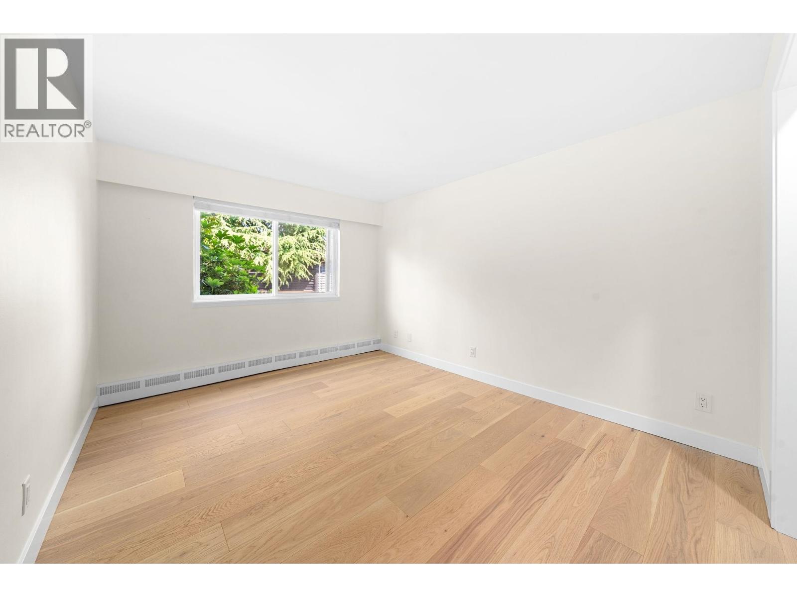 911 555 W 28th Street, North Vancouver, British Columbia  V7N 2J7 - Photo 25 - R3142367