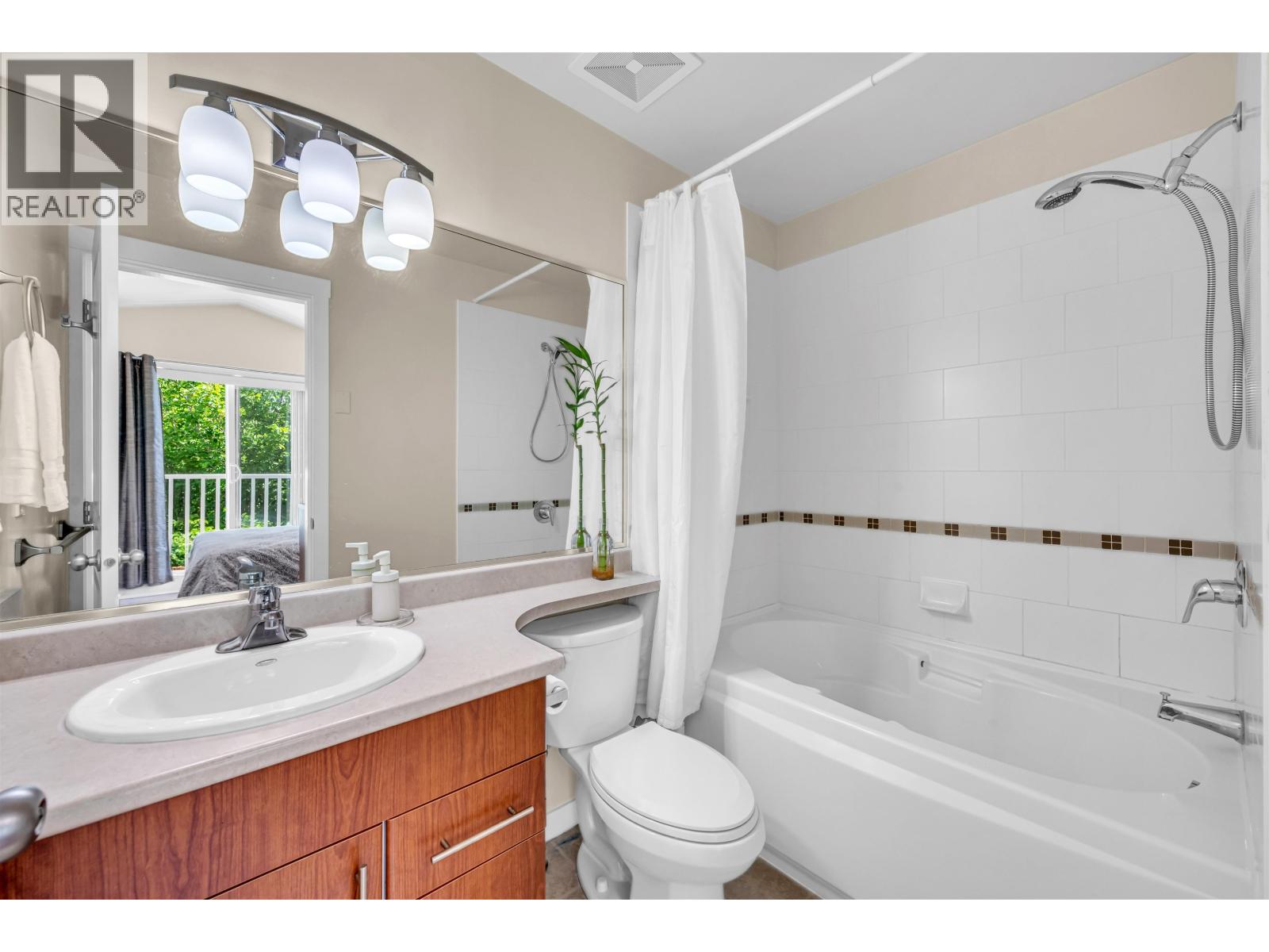 8 7136 18th Avenue, Burnaby, British Columbia  V3N 1H1 - Photo 18 - R3142387