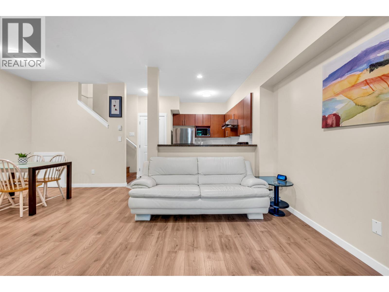 8 7136 18th Avenue, Burnaby, British Columbia  V3N 1H1 - Photo 5 - R3142387