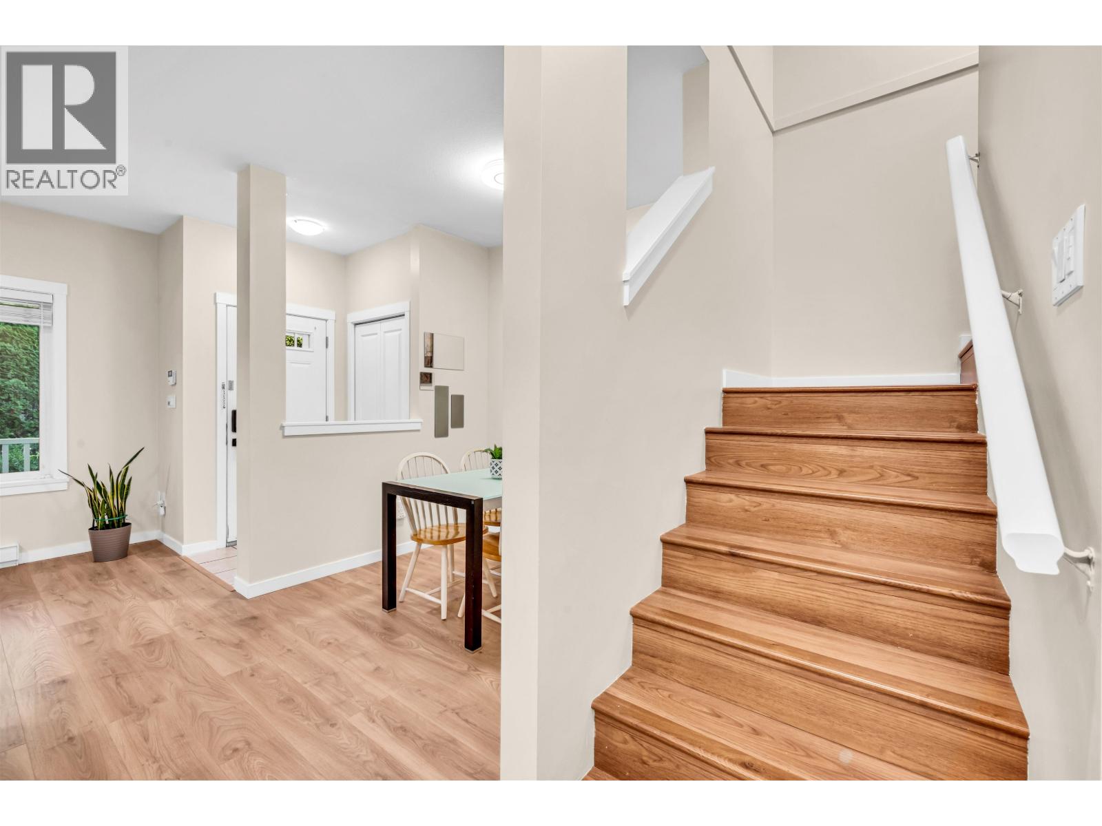 8 7136 18th Avenue, Burnaby, British Columbia  V3N 1H1 - Photo 9 - R3142387
