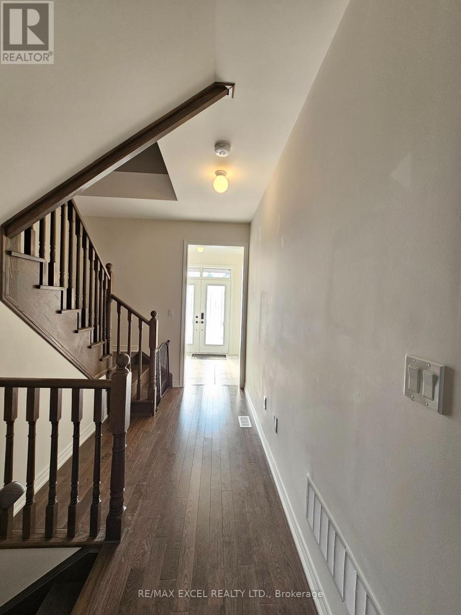 1273 Winding Woods Trail, Pickering, Ontario  L1X 0R9 - Photo 3 - E13520000