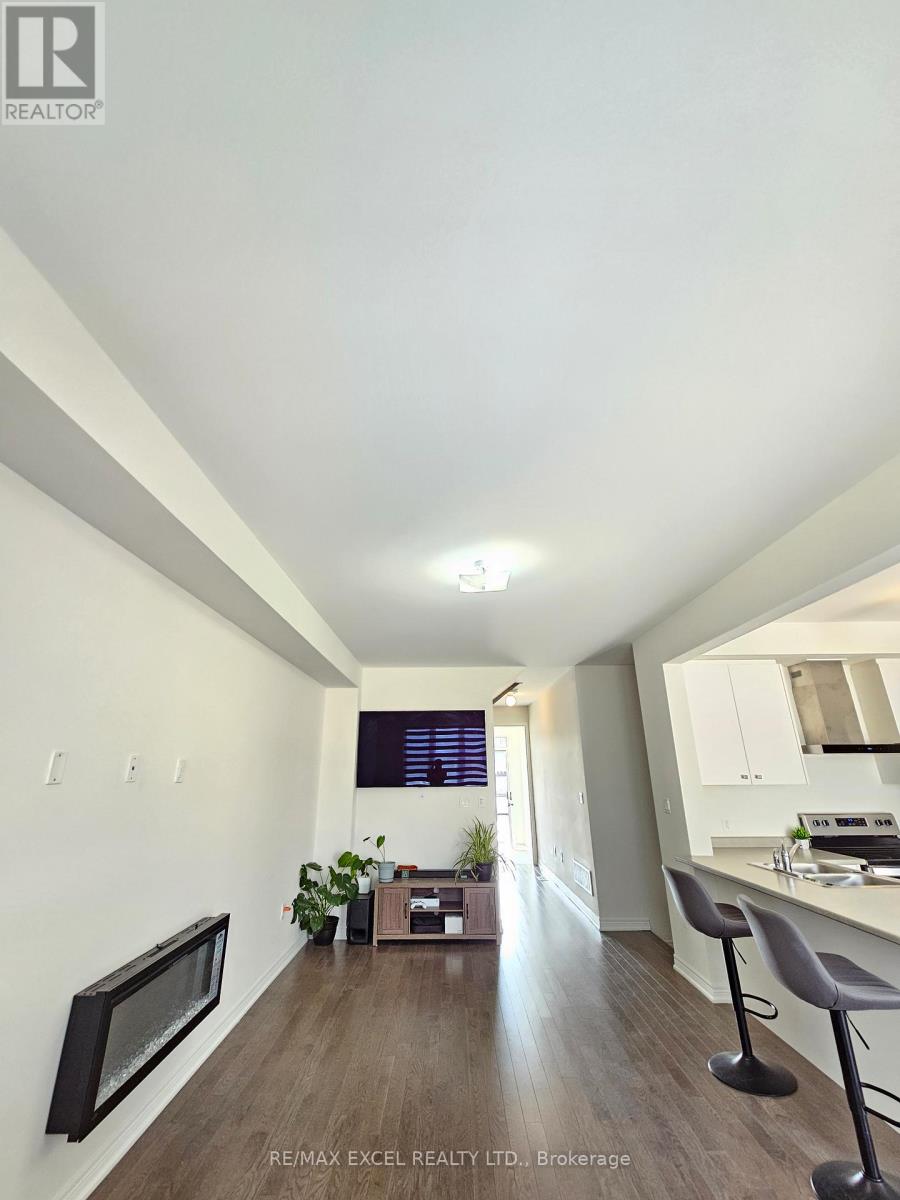 1273 Winding Woods Trail, Pickering, Ontario  L1X 0R9 - Photo 6 - E13520000