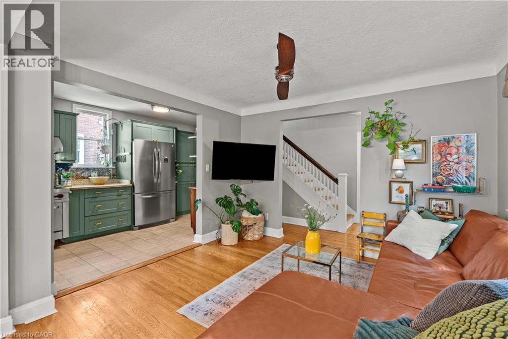 88 Rothsay Avenue, Hamilton, Ontario  L8M 3G1 - Photo 11 - 40844902
