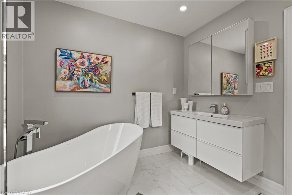 88 Rothsay Avenue, Hamilton, Ontario  L8M 3G1 - Photo 20 - 40844902