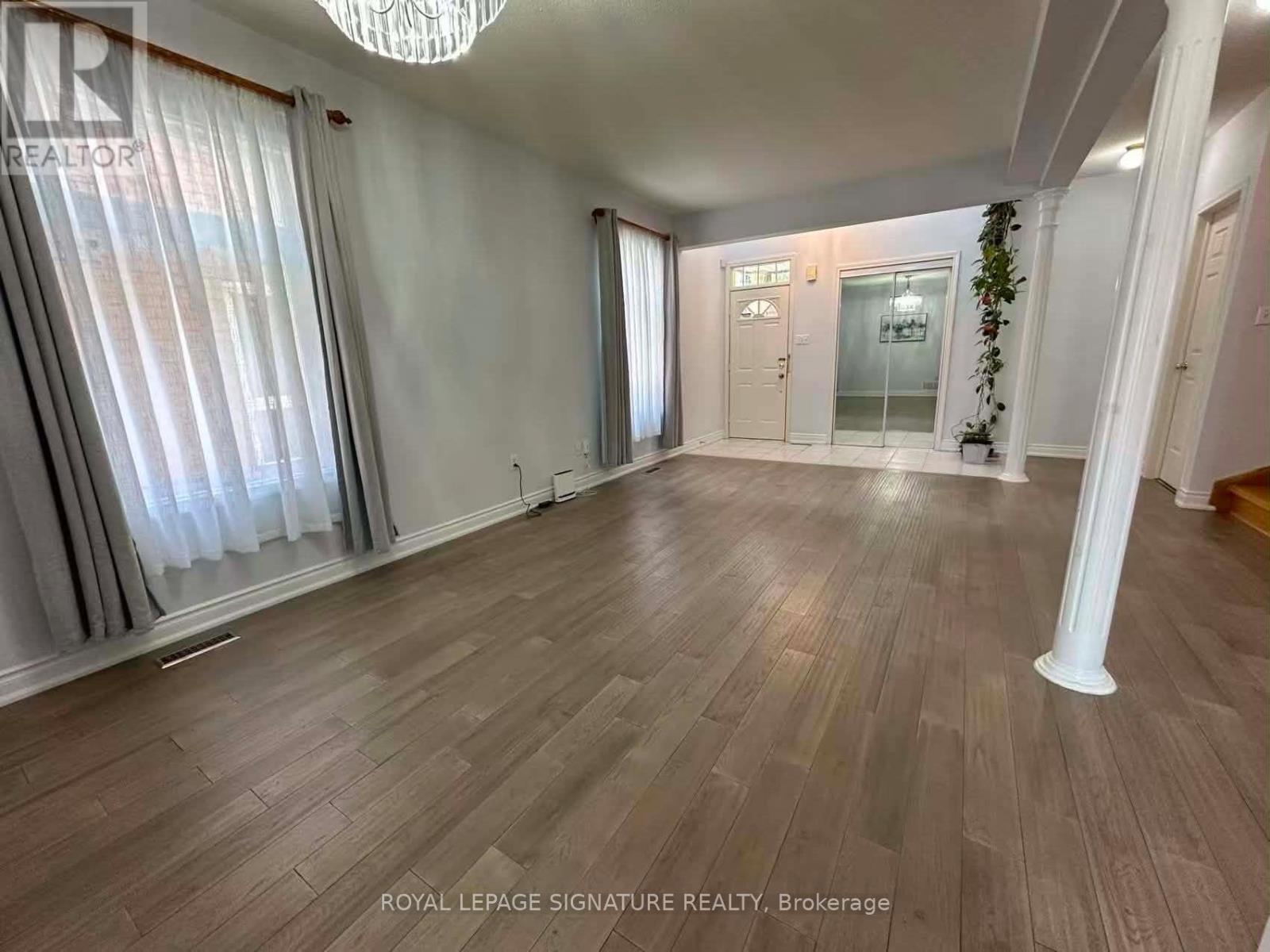 42 Formosa Drive, Richmond Hill, Ontario  L4S 1S6 - Photo 3 - N13519954