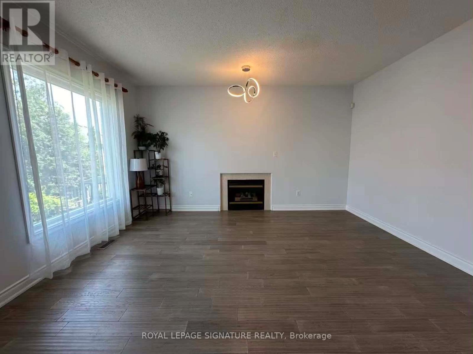 42 Formosa Drive, Richmond Hill, Ontario  L4S 1S6 - Photo 6 - N13519954