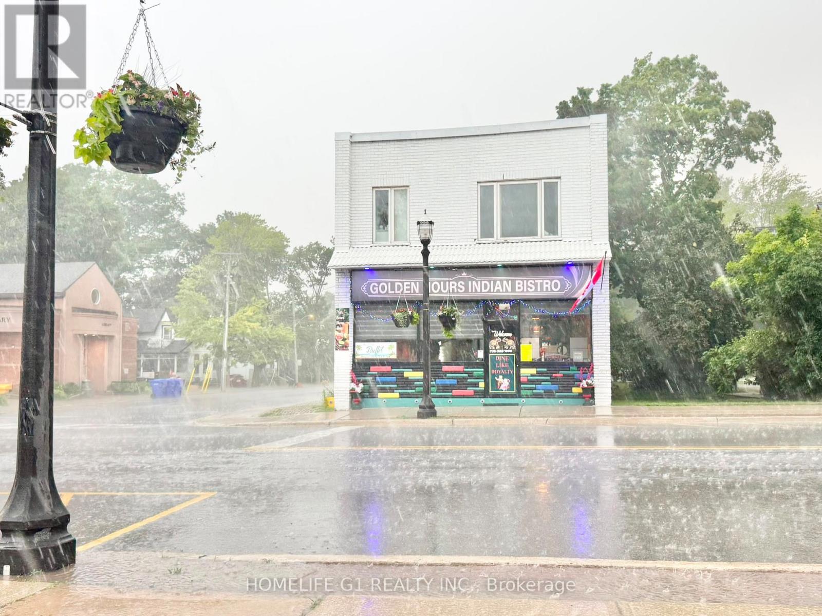 46 QUEEN STREET, Springwater, Ontario